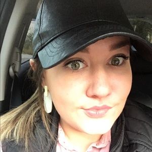 Meet your Posher, Keaton